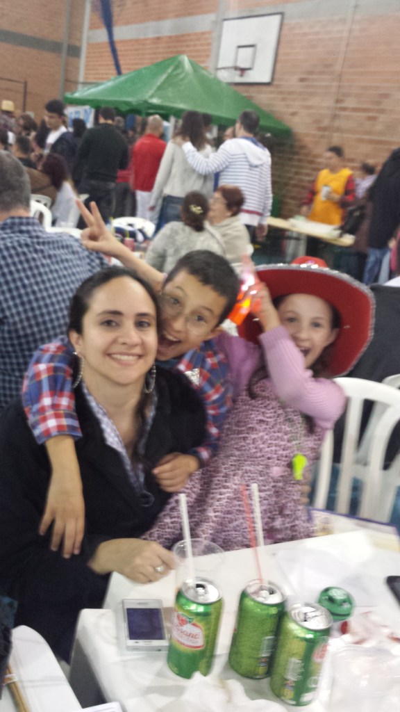 Dona Ni, Dudu e Julica.