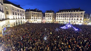 mundo-atentado-terrorista-franca-charles-hebdo-20150107-0022-size-598